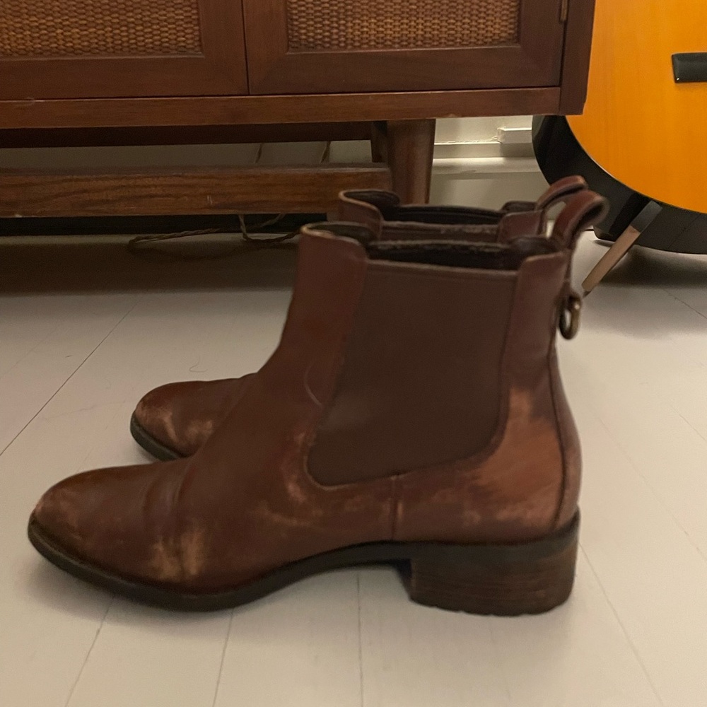 Cole Haan chelsea boot - WATERPROOF!